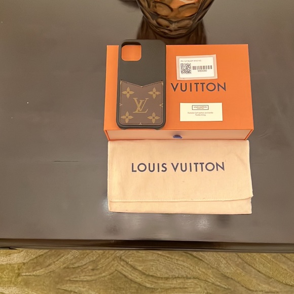 Louis Vuitton I Phone 12 / 12 Pro Phone Bumper - Picture 2 of 4